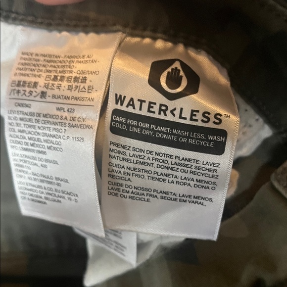 Levi Strauss 711 Skinny Ankle Jeans Camo Print Women's Size 31 - Picture 4 of 4